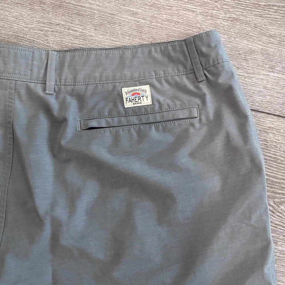 Faherty All Day Shorts Mens 38 Grey Hybrid Stretch Casual Preppy Summer Golf